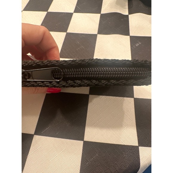 Black Crochet Small Pouch Coin Purse Zipper Wristlet Strap Handmade handbag - Picture 3 of 5